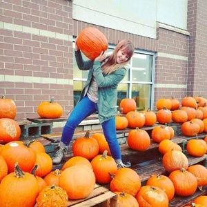 Meet your Posher, Emilyanne